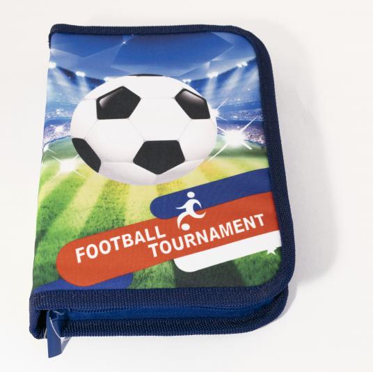 CREATIVE JUNGLE TOLLTARTÓ  - MACI AZ ESŐBEN  
